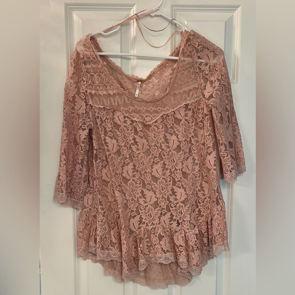 Elegant Lace Women’s Top in Pink